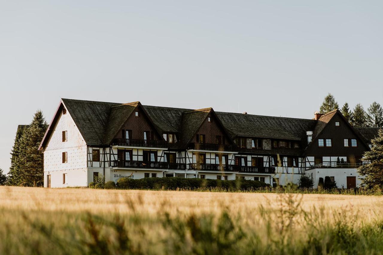 Waldhotel Kreuztanne Sayda Exterior foto